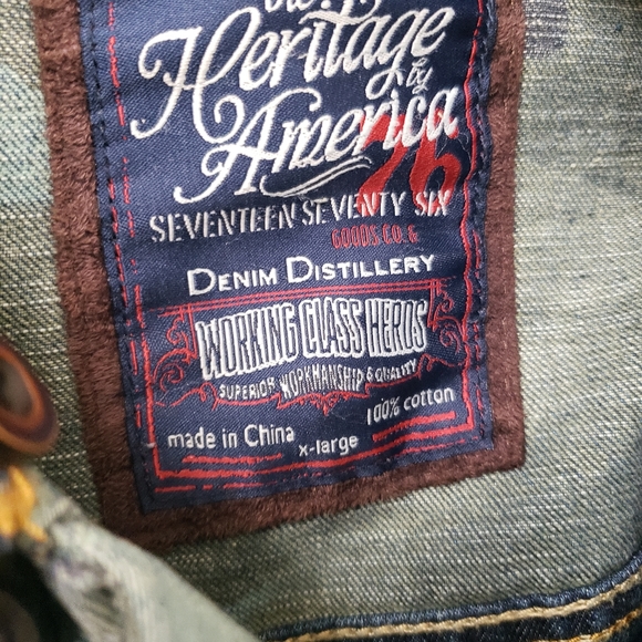 Vest - Picture 3 of 5